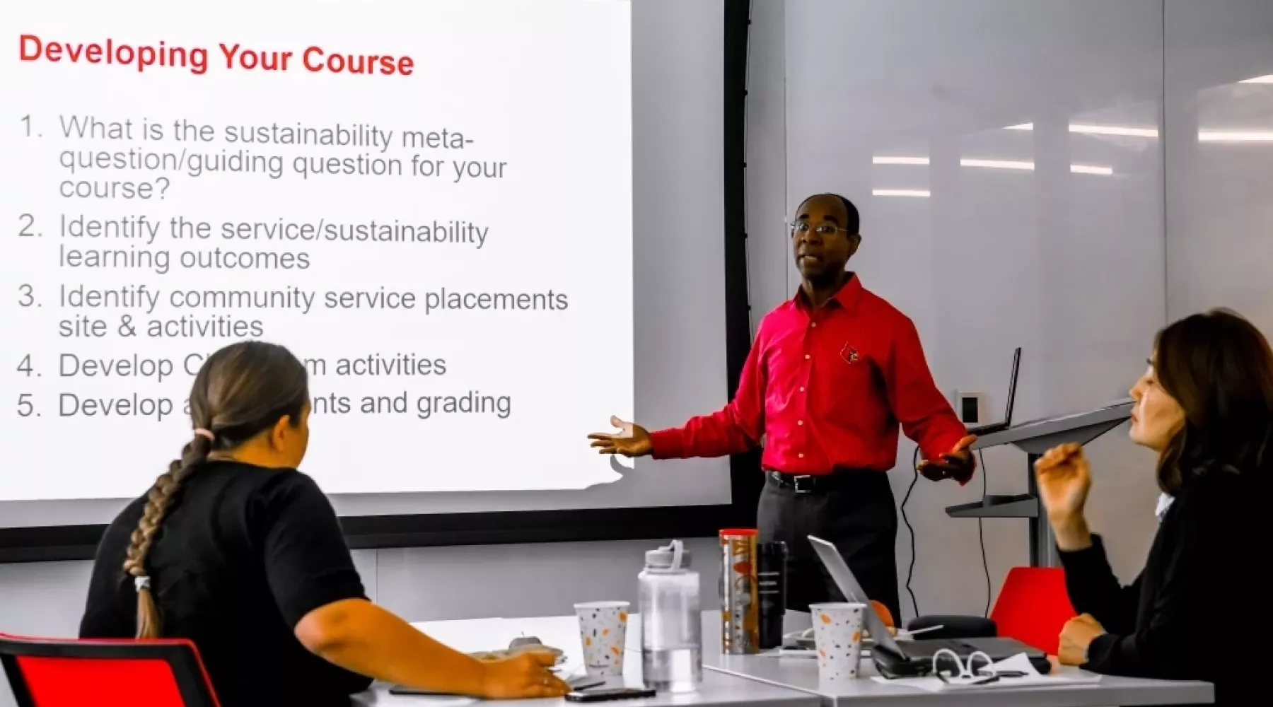 Henry Cunningham leading a faculty professional development event for community-based learning